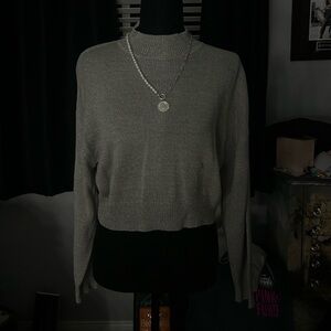 Grey cropped sweater, great for a night out or casual wear #goingout